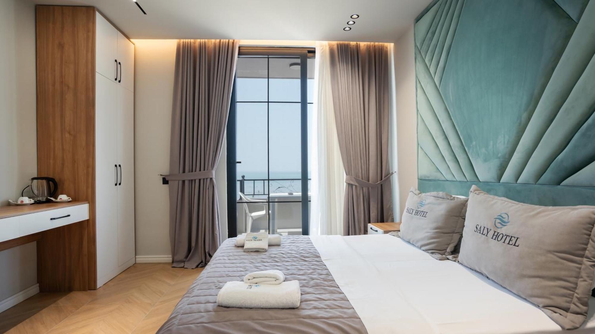 Hotel Saly Durres Exterior photo