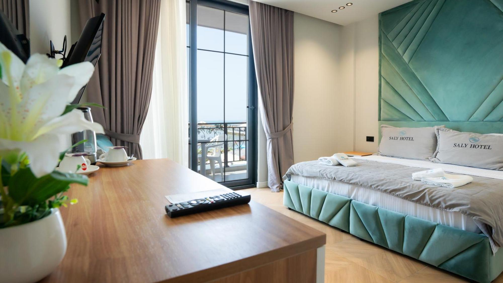 Hotel Saly Durres Exterior photo